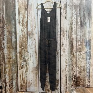 Splendid Camo Jumpsuit NWT Small | Women’s Cotton Tank Romper One Piece